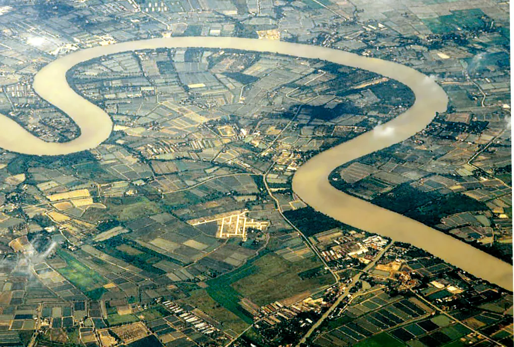 ลำน้ำตวัดโค้ง